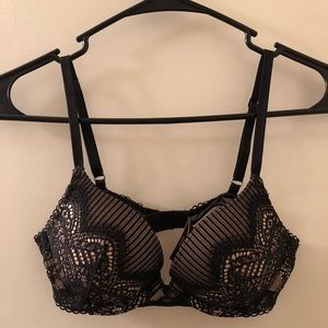 Victoria’s Secret Very Sexy Lace Push Up Bra